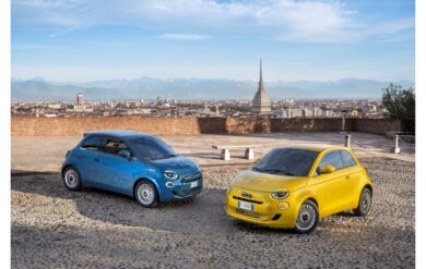 Torino City Marathon 2025: FIAT 500 Hybrid Torino apripista