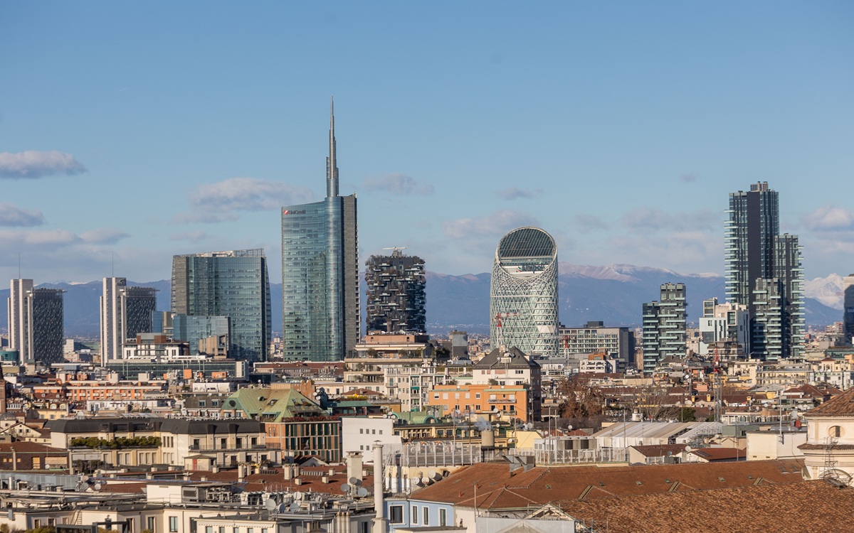 Dal bene confiscato al bene comune. A Milano la legalità parla ai giovani Dal bene confiscato al bene comune. A Milano la legalità parla ai giovani