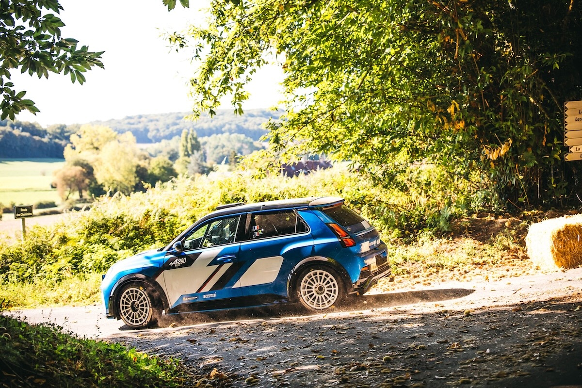 A290 Rallye, Alpine accende il rally elettrico: debutto e Trofeo