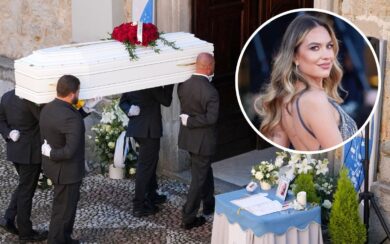 “Un raggio di sole nei nostri cuori”: l’ultimo straziante saluto a Pamela Genini. VIDEO