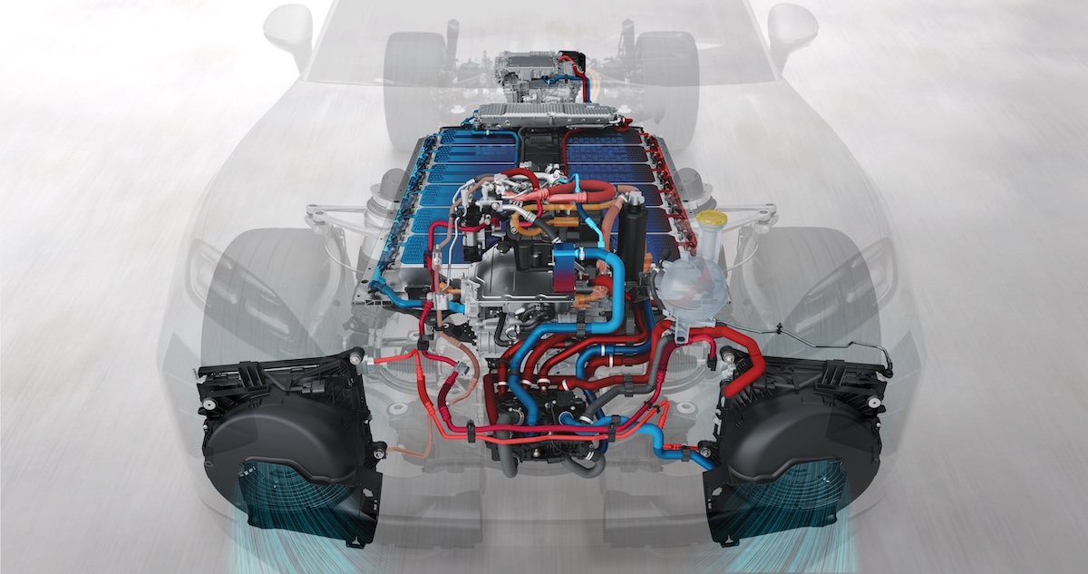 Porsche Cayenne Electric: oltre 600 km WLTP e ricarica 400 kW Porsche Cayenne Electric: oltre 600 km WLTP e ricarica 400 kW