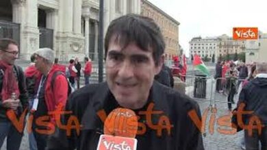 Fratoianni (Avs): “Siamo in piazza con le persone che portano avanti questo Paese”