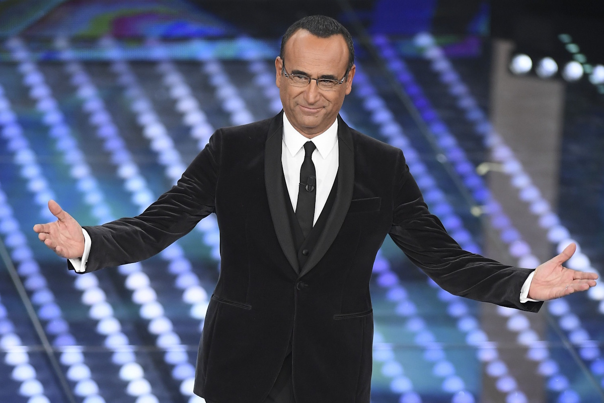 Sanremo, Carlo Conti svela il conduttore del Dopofestival: “Sarà Nicola Savino. De Martino mio erede? Ci arriverà” Sanremo, Carlo Conti svela il conduttore del Dopofestival: “Sarà Nicola Savino. De Martino mio erede? Ci arriverà”