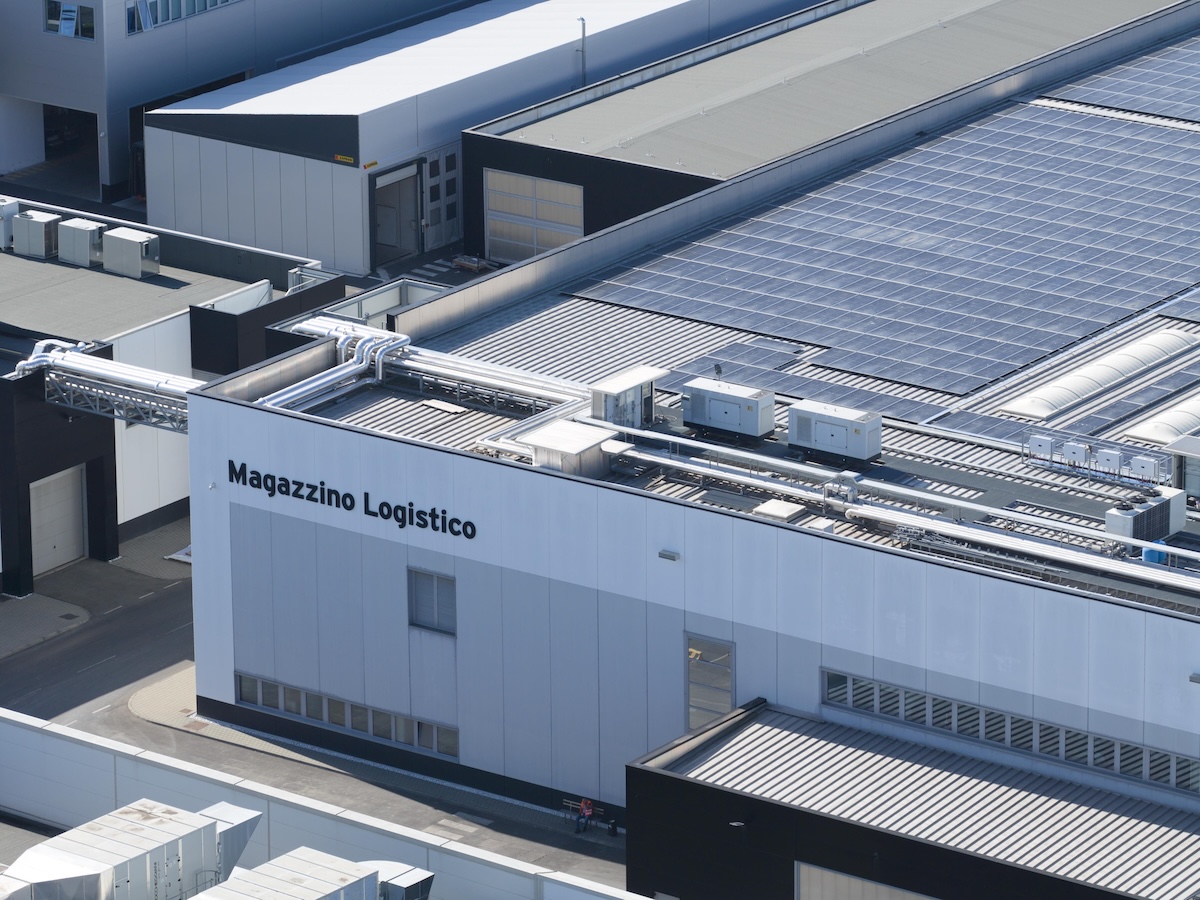 Lamborghini accelera sul fotovoltaico: più autonomia energetica Lamborghini accelera sul fotovoltaico: più autonomia energetica