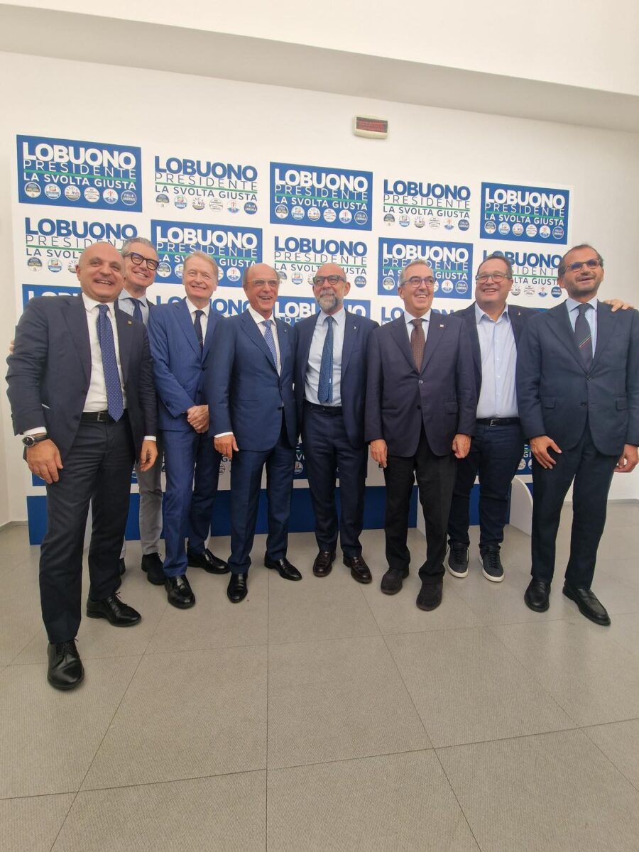 Decaro – Lobuono: al via la corsa per la presidenza della Regione Puglia Decaro – Lobuono: al via la corsa per la presidenza della Regione Puglia
