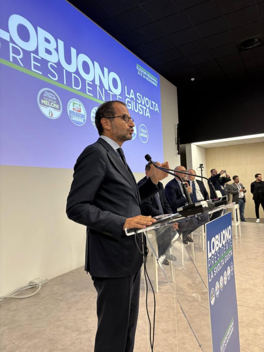 Decaro – Lobuono: al via la corsa per la presidenza della Regione Puglia Decaro – Lobuono: al via la corsa per la presidenza della Regione Puglia