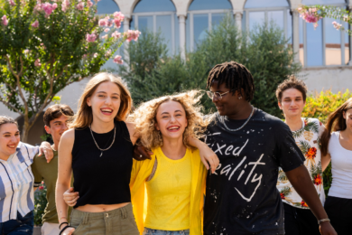 NIVEA lancia ‘NIVEA CONNECT’: il progetto per combattere solitudine e disagio adolescenziale