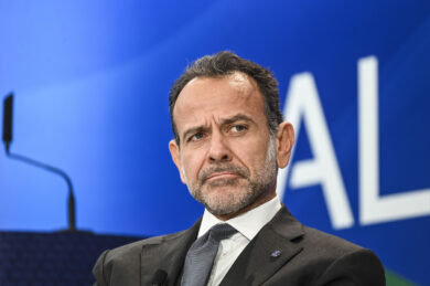 Inchiesta mascherine, Minenna torna a sorridere: assolto dall’accusa di corruzione. Esultano i difensori: “Restituita dignità”