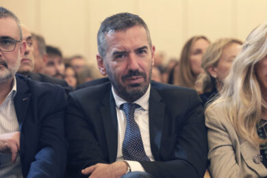 Caso Report-Garante della Privacy, FdI: “Nulla di scandaloso. Il Pd ha elevato le parentopoli a sistema avendo governato l’Italia per 50 anni”