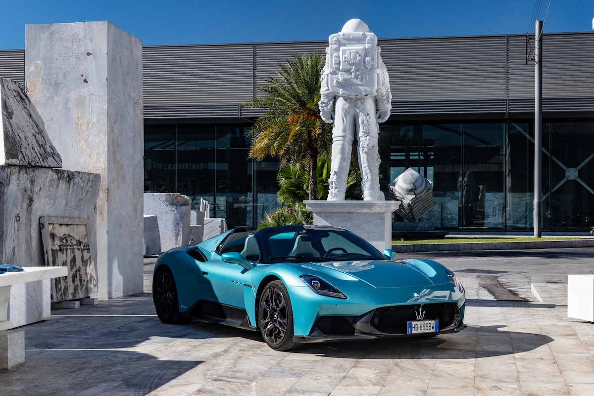 Maserati MCPURA: la Driving Experience che accende la Versilia