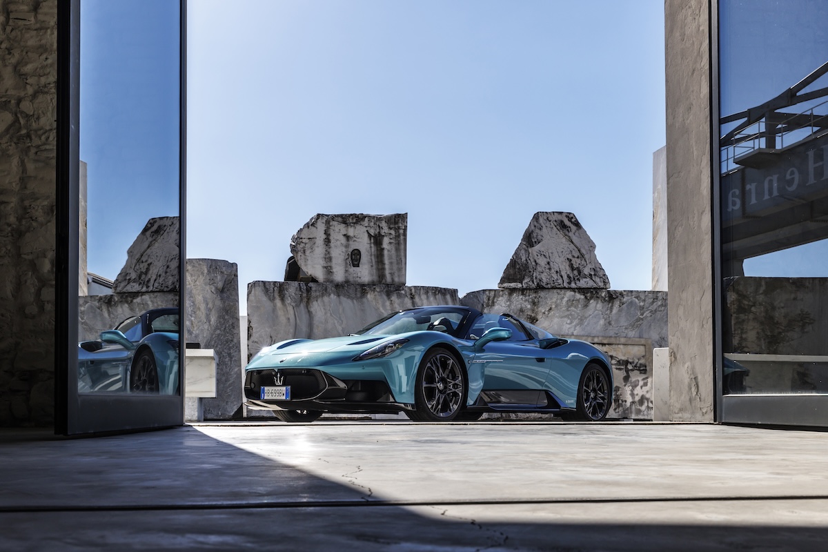 Maserati MCPURA: la Driving Experience che accende la Versilia
