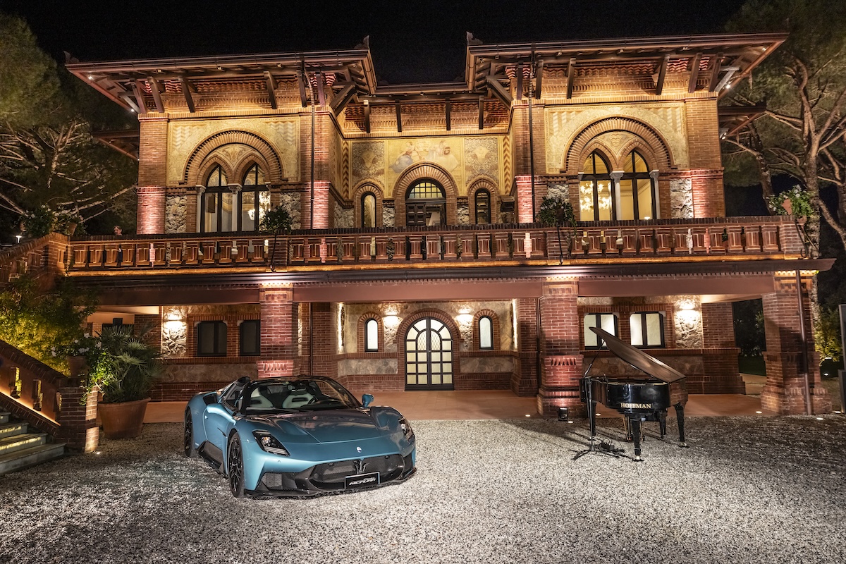 Maserati MCPURA: la Driving Experience che accende la Versilia