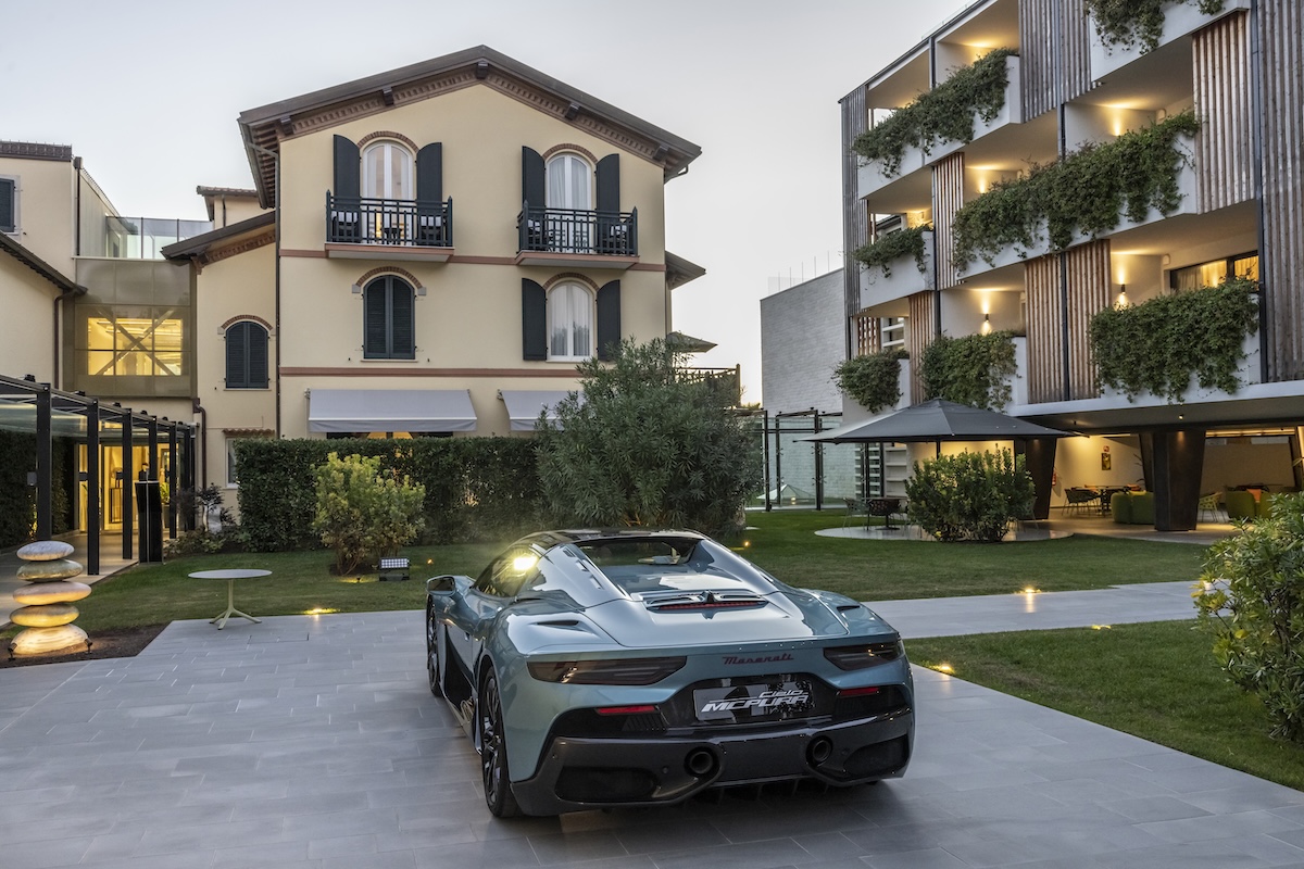 Maserati MCPURA: la Driving Experience che accende la Versilia