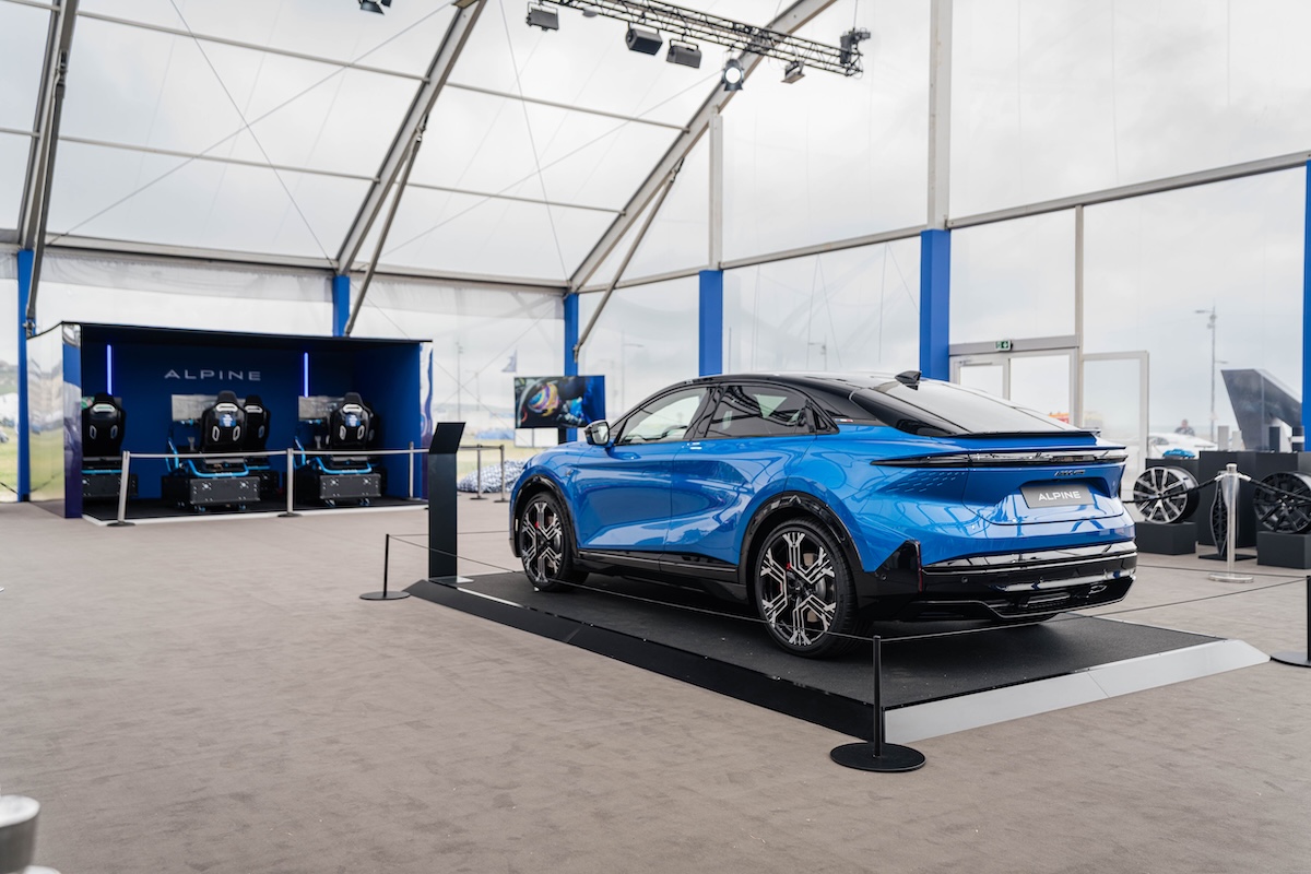 Alpine A390, sport fastback elettrica con Active Torque Vectoring Alpine A390, sport fastback elettrica con Active Torque Vectoring