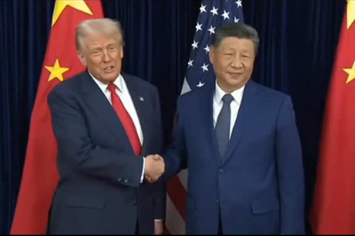 Trump e Xi, gelo durante la stretta di mano: poi Trump dice “Incontro da 12 su 10” Trump e Xi, gelo durante la stretta di mano: poi Trump dice “Incontro da 12 su 10”