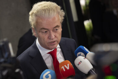 Elezioni in Olanda, testa a testa tra l’estrema destra di Wilders e i centristi di Rob Jetten