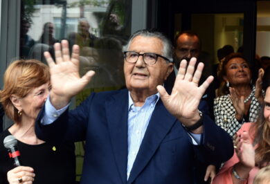 De Benedetti, i tre figli dell’Ingegnere vendono altre quote della loro società. Incassati oltre 800 mila euro