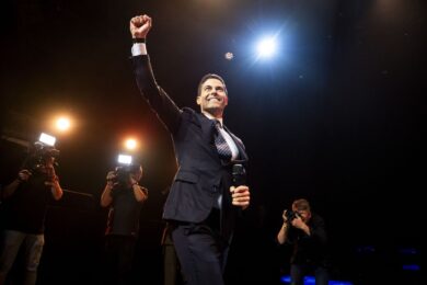 Elezioni Olanda, i liberali battono l’estrema destra. Vince il partito D66 di Rob Jetten
