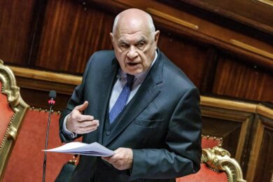 Giustizia: Nordio, ‘con riforma magistrati non vincolati alle correnti’ – Crosetto: ‘Dimissioni Meloni in caso di sconfitta al referendum? Penso proprio di no’