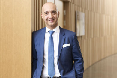 Manager/ Chi è Mike Doustdar, il ceo di Novo Nordisk che dopo la “cura dimagrante” punta a sfidare Pfizer