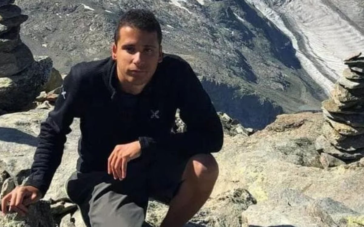 Chi è Alessandro Caputo, l’alpinista milanese che ha perso la vita sull’Himalaya Chi è Alessandro Caputo, l’alpinista milanese che ha perso la vita sull’Himalaya