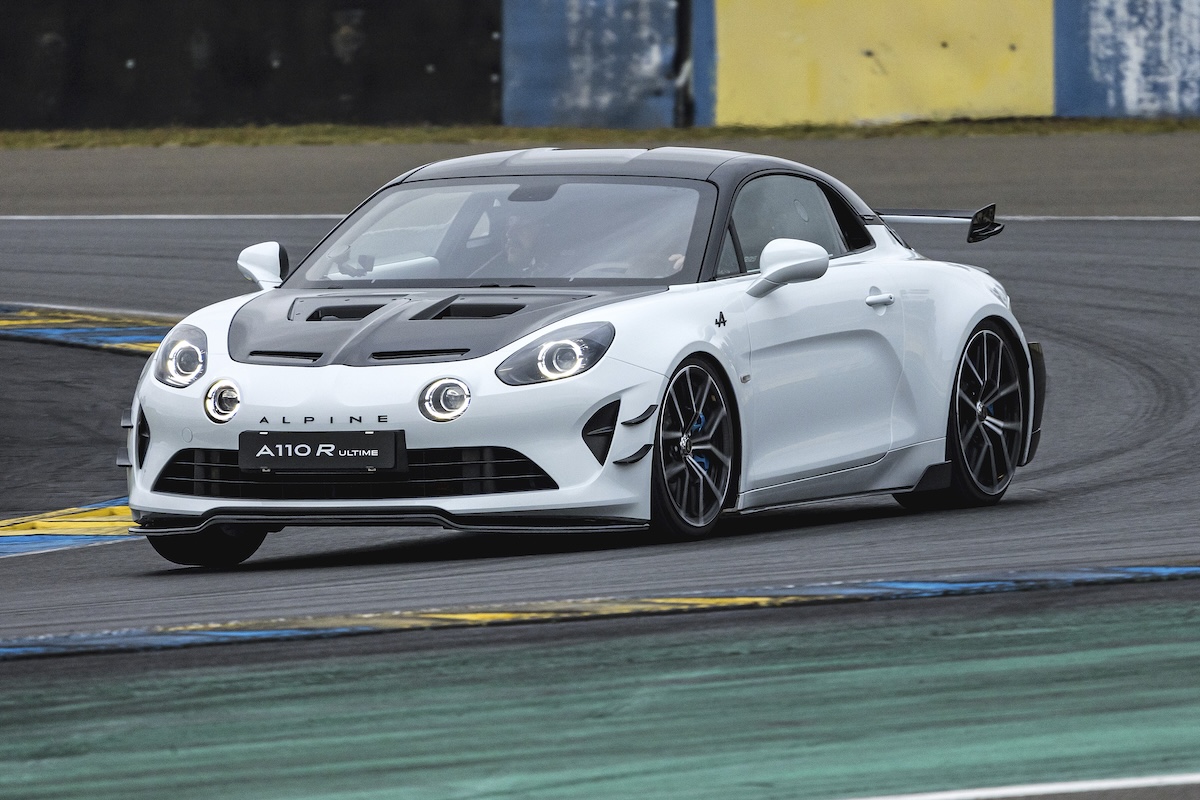 Alpine A110 R Ultime: 345 CV e personalizzazione estrema Alpine A110 R Ultime: 345 CV e personalizzazione estrema