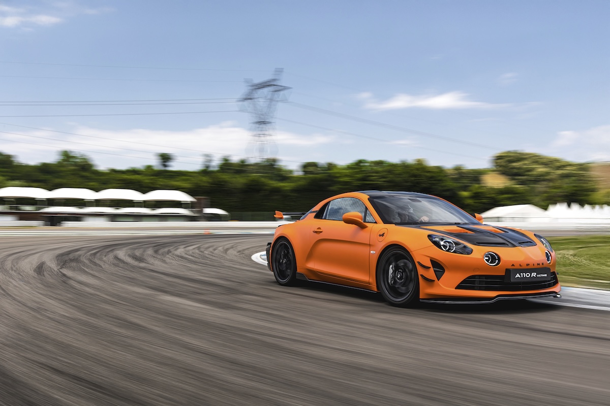 Alpine A110 R Ultime: 345 CV e personalizzazione estrema Alpine A110 R Ultime: 345 CV e personalizzazione estrema