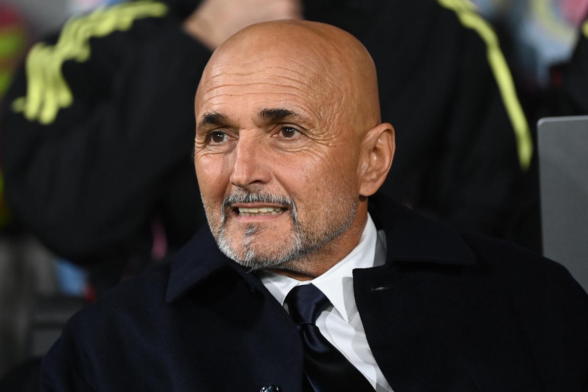 Juventus, riecco un vecchio pallino per l’attacco: costa meno di Kolo Muani e lo United può aprire al prestito Juventus, riecco un vecchio pallino per l’attacco: costa meno di Kolo Muani e lo United può aprire al prestito