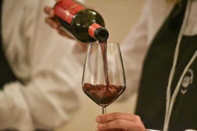 Iran, con la guerra a serio rischio anche il vino italiano. Allarme export