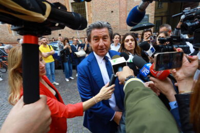 Garlasco, De Rensis sbotta in tv: “Notifica in ritardo a Sempio? Trasecolo. La scusa dei pomodori, dai…”