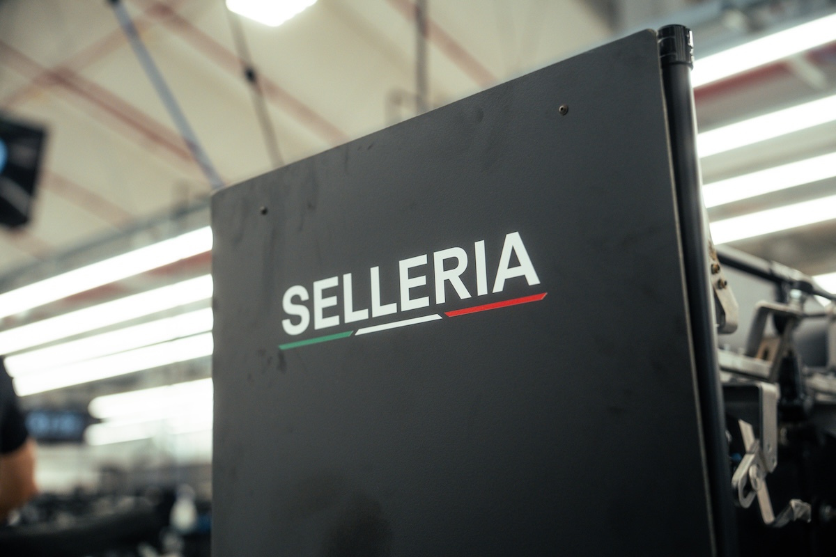 Lamborghini inaugura la nuova selleria:tecnologia e artigianato per le supersportive Lamborghini inaugura la nuova selleria:tecnologia e artigianato per le supersportive