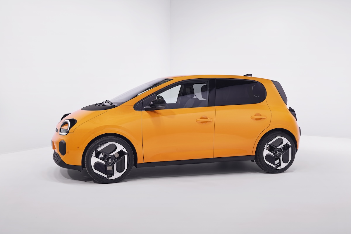 Nuova Renault Twingo E-Tech: citycar elettrica con ADAS e design smart Nuova Renault Twingo E-Tech: citycar elettrica con ADAS e design smart
