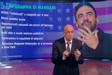 Crozza, monologo sull’elezione di Mamdani a sindaco di New York e sullo stato della sinistra in Italia