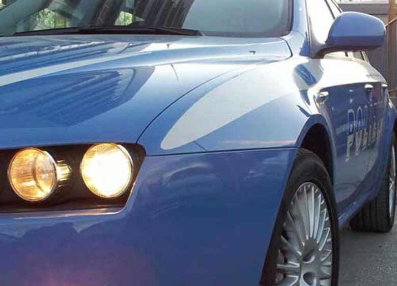Milano, trovati con refurtiva per 100mila euro: tre fermi, a tradirli i dati di una console da gaming rubata