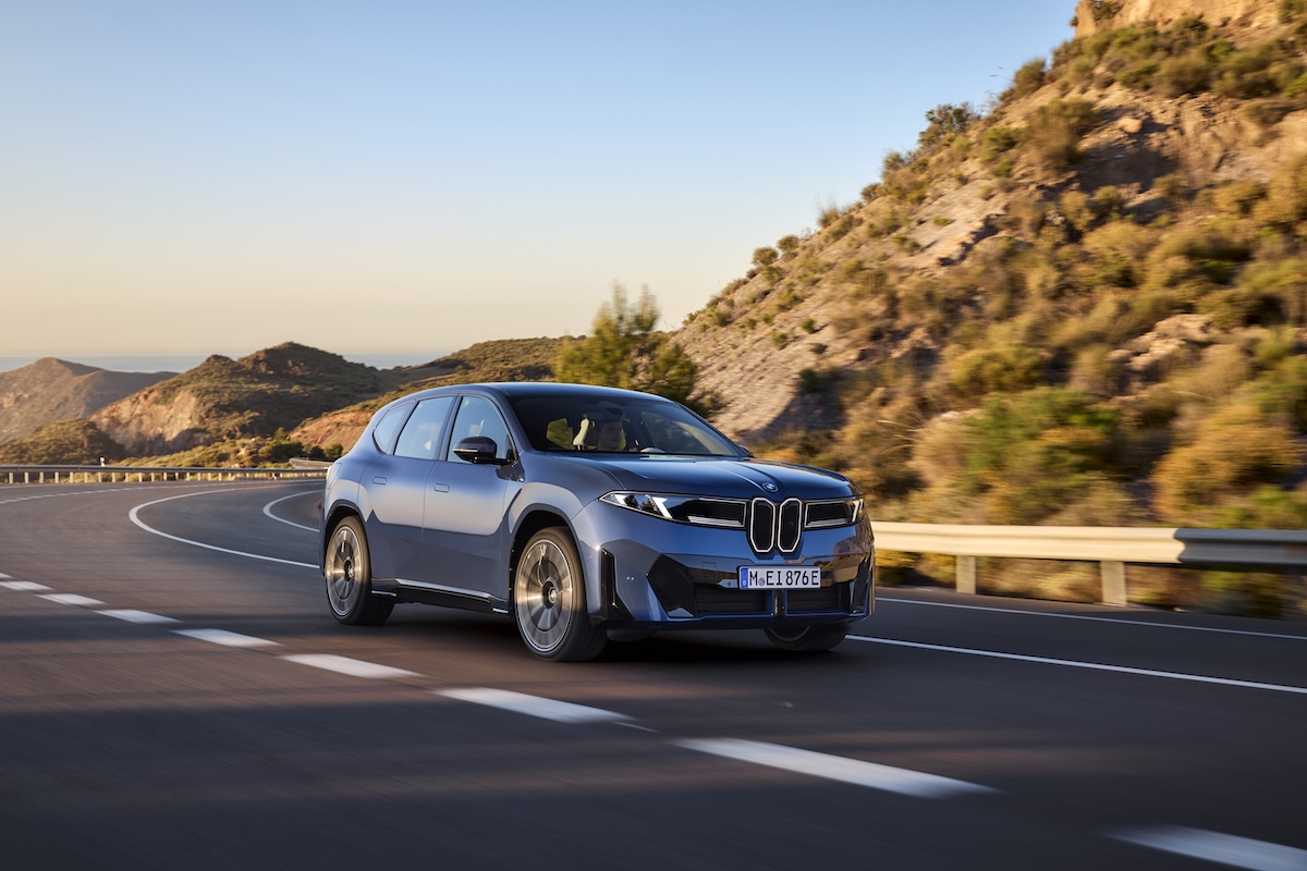 BMW iX3: Soft Stop, efficienza e ADAS di nuova generazione