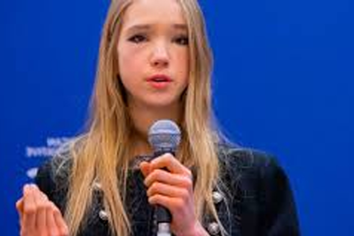 L’anti-Thunberg Naomi Seibt chiede asilo politico negli Stati Uniti: “Ricevo minacce di morte” L’anti-Thunberg Naomi Seibt chiede asilo politico negli Stati Uniti: “Ricevo minacce di morte”