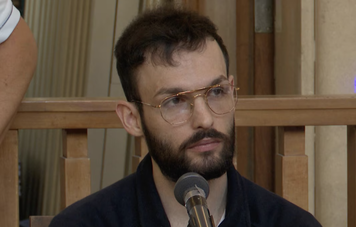 Condannato all’ergastolo per il duplice omicidio dei genitori, Benno Neumair insegna scacchi in carcere. La nuova vita Condannato all’ergastolo per il duplice omicidio dei genitori, Benno Neumair insegna scacchi in carcere. La nuova vita