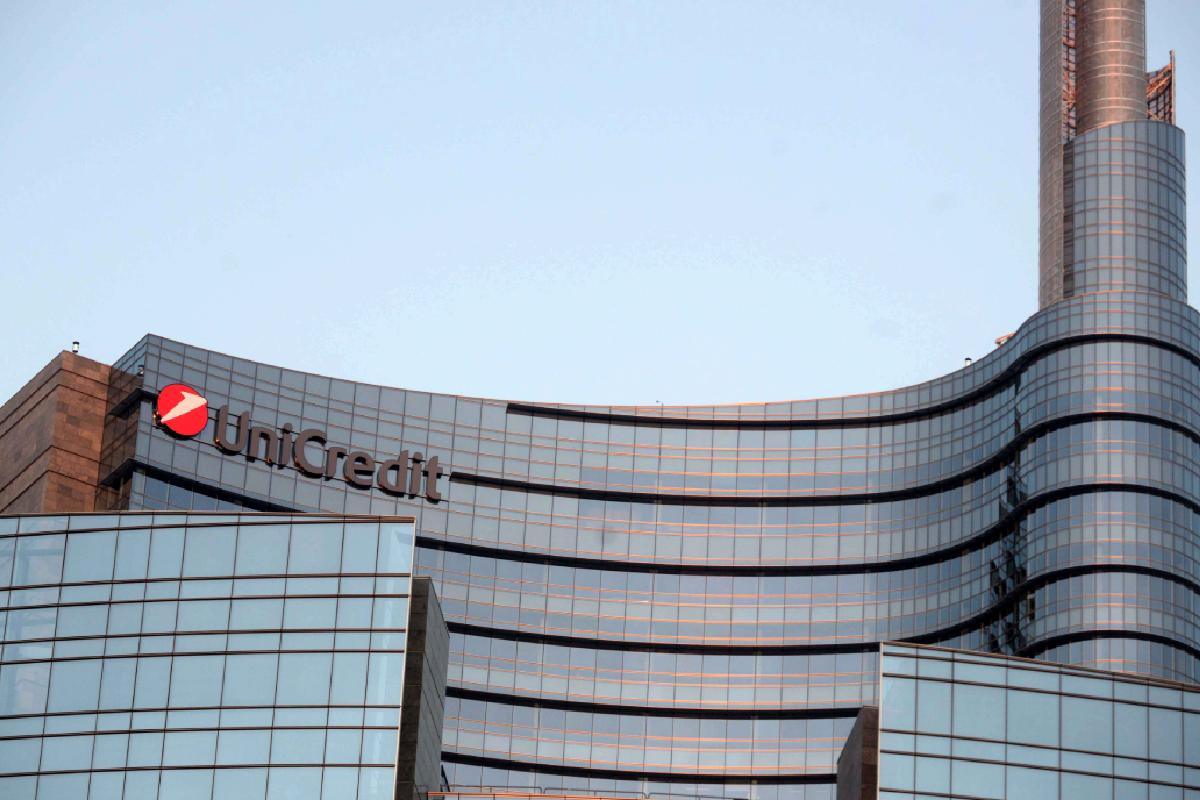 UniCredit Foundation sostiene WeMi Scuola: nasce la rete di sportelli di welfare nelle scuole milanesi UniCredit Foundation sostiene WeMi Scuola: nasce la rete di sportelli di welfare nelle scuole milanesi