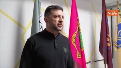 Zelensky a sorpresa tra le truppe di prima linea a Zaporizhzhia
