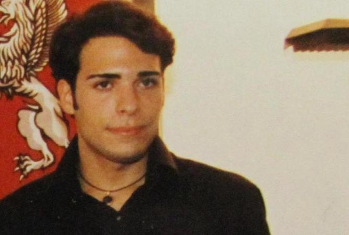 Giancarlo Tulliani, nuovi guai per il cognato di Fini. Sequestrata una villa a Roma e beni per oltre 2 milioni di euro Giancarlo Tulliani, nuovi guai per il cognato di Fini. Sequestrata una villa a Roma e beni per oltre 2 milioni di euro
