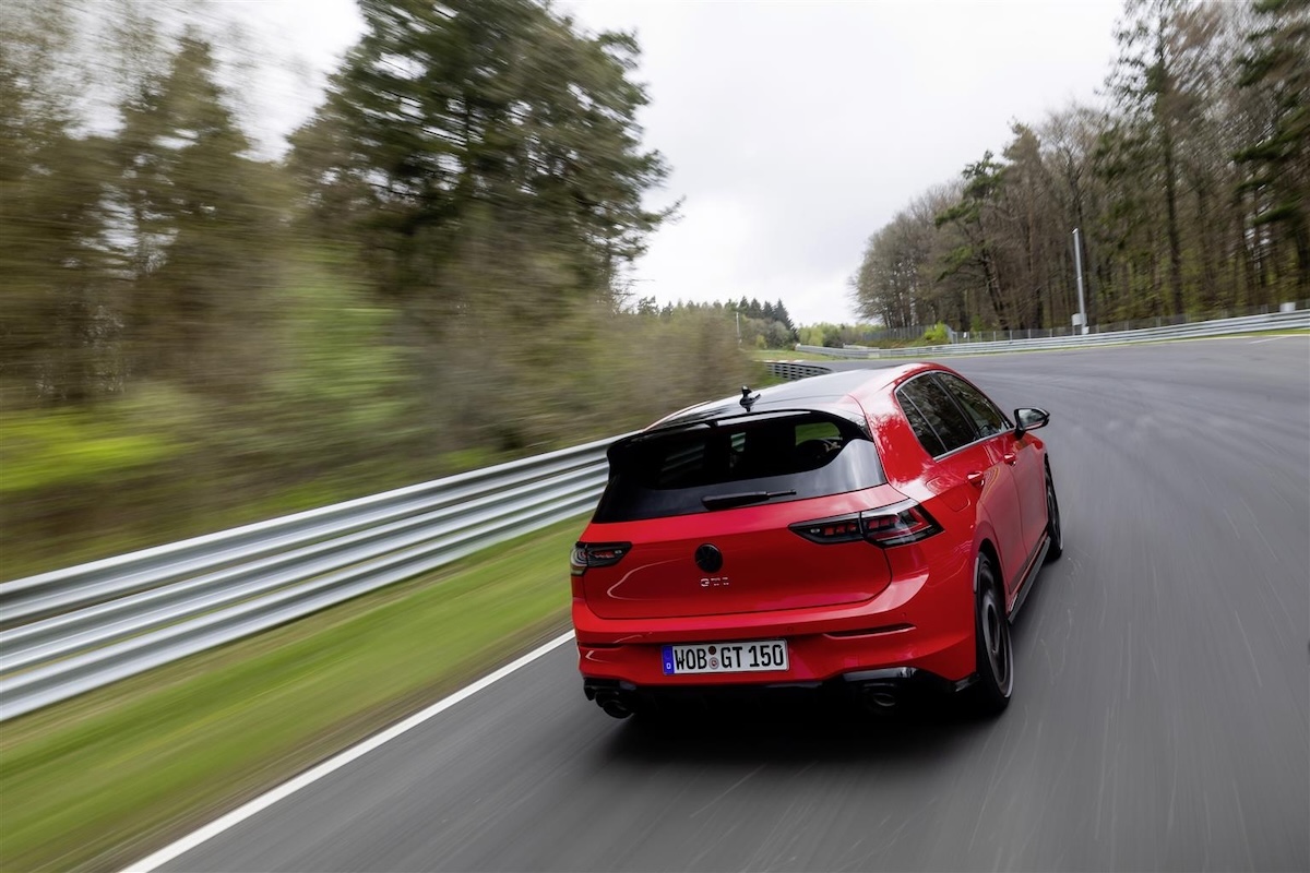 Vokswagen GTI Edition 50 con Performance Pack: prezzo e caratteristiche Vokswagen GTI Edition 50 con Performance Pack: prezzo e caratteristiche