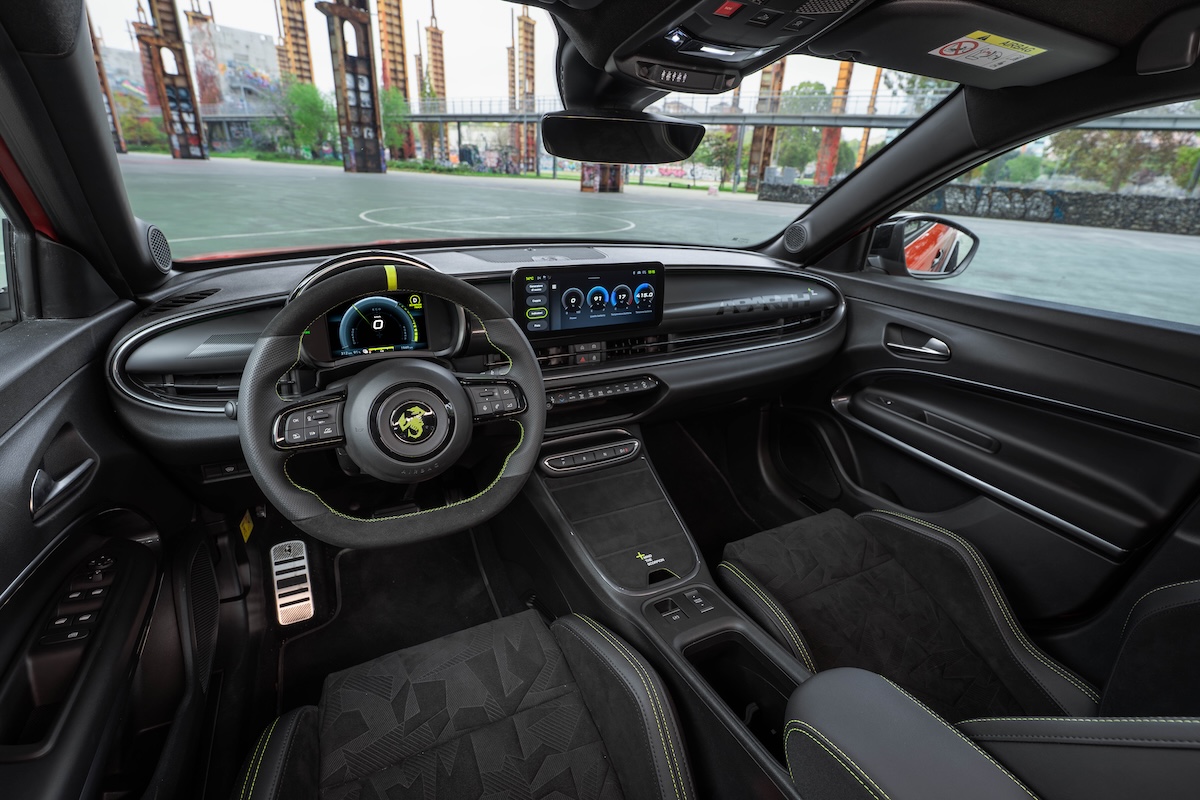 Abarth 600e da 280 cv: serie speciale Milano Cortina 2026 Abarth 600e da 280 cv: serie speciale Milano Cortina 2026