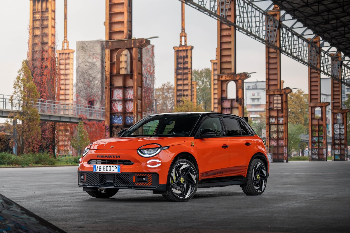 Abarth 600e da 280 cv: serie speciale Milano Cortina 2026 Abarth 600e da 280 cv: serie speciale Milano Cortina 2026