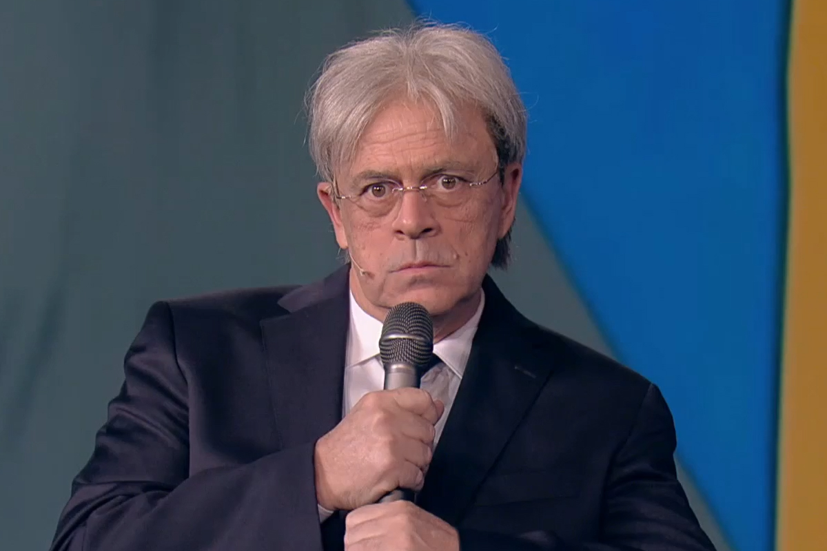 Crozza – Gentiloni lancia l“INSI-PD”, il partito più prudente d’Italia Crozza – Gentiloni lancia l“INSI-PD”, il partito più prudente d’Italia