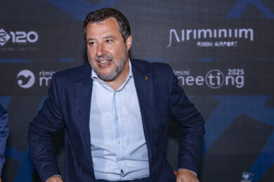 Manovra, Salvini: “Landini scioperante di professione: tiene sotto sequestro milioni di lavoratori”