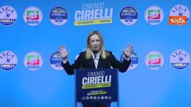 Meloni: Liste d’attesa azzerate in Campania? Gioco delle tre carte, ma sono io stron…