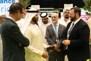 Carloni (Lega): “Il florovivaismo italiano è partner affidabile per i grandi progetti degli Emirati Arabi: da Dubai un ponte Business to Business che crea crescita e sostenibilità”