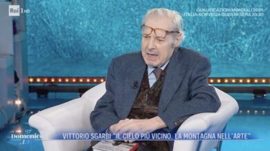 Vittorio Sgarbi a Domenica In: “Mia figlia poteva venire e non lo ha fatto”. Evelina: “Lui sotto ricatto da…”
