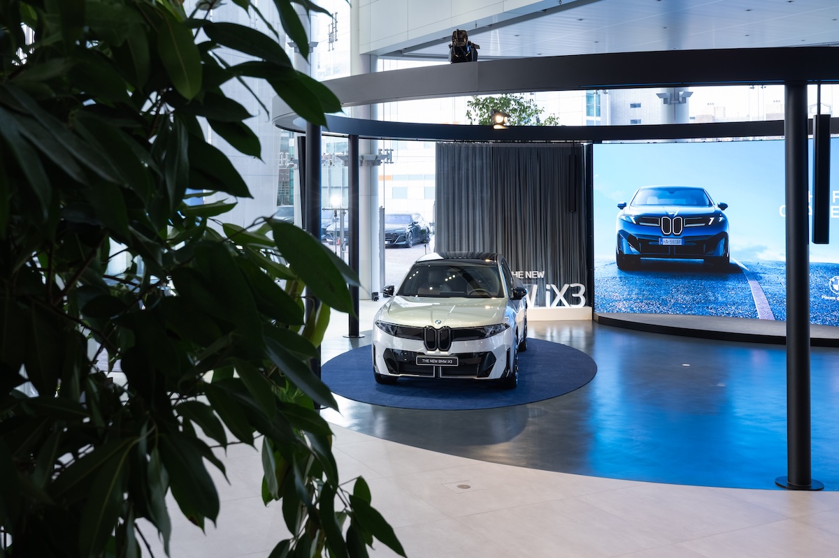 BMW Italia rinnova la sede di San Donato con la nuova House of BMW BMW Italia rinnova la sede di San Donato con la nuova House of BMW