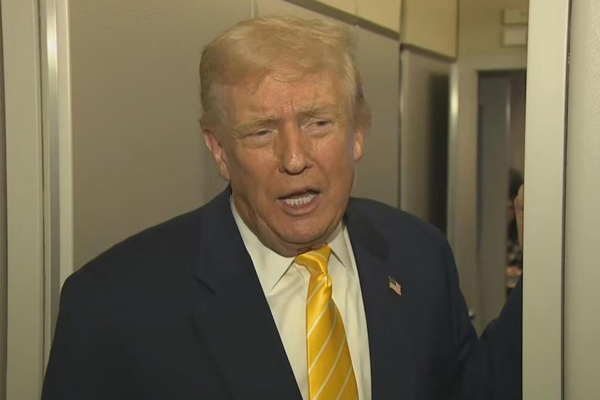 Trump: “Giornali usano fake news su Epstein per distogliere attenzione da successi Governo” Trump: “Giornali usano fake news su Epstein per distogliere attenzione da successi Governo”